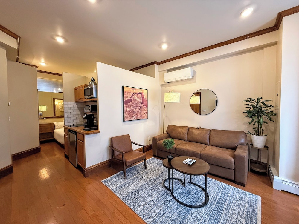 Copley House 42/73