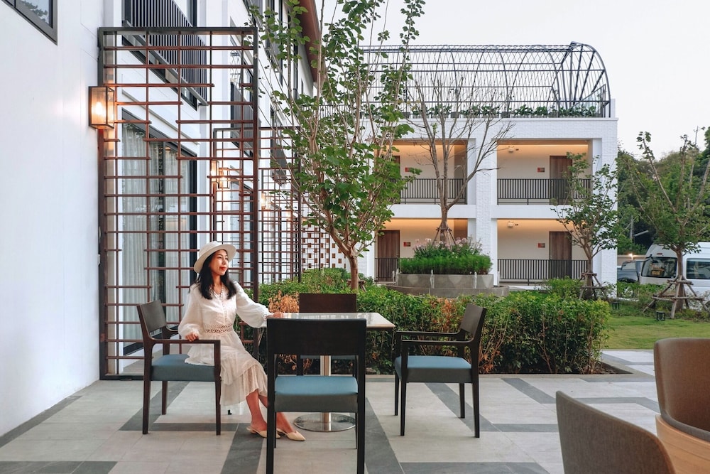 Emmaline Hotel Nan 29/35