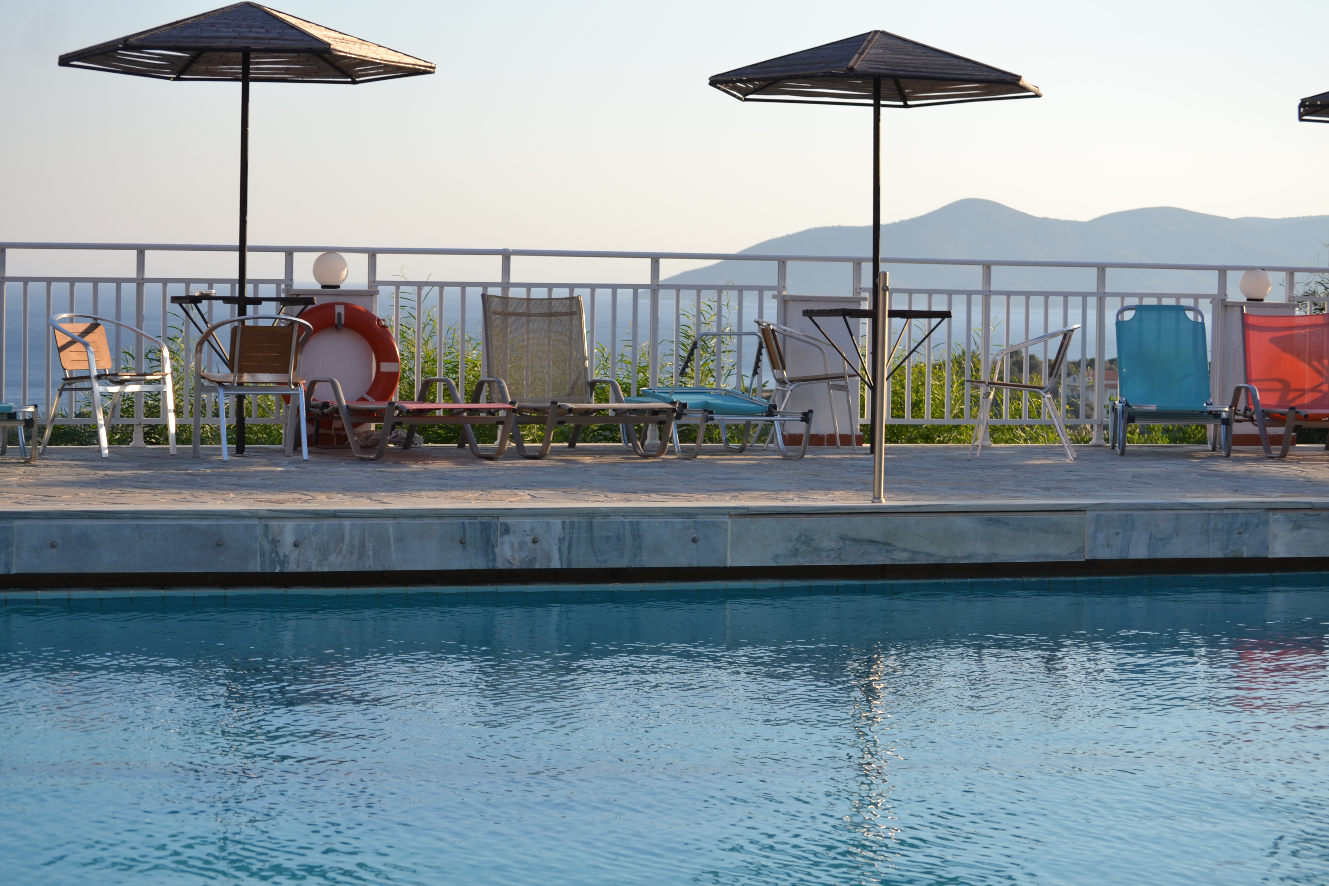Mykali Hotel 70/74