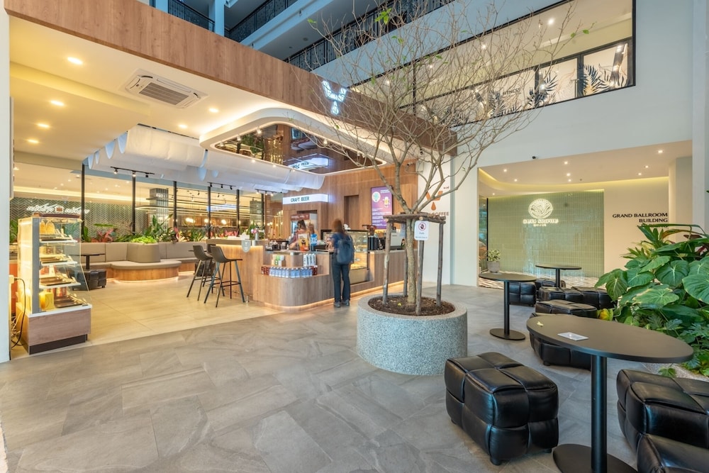 Buri Sriphu Hotel 53/66
