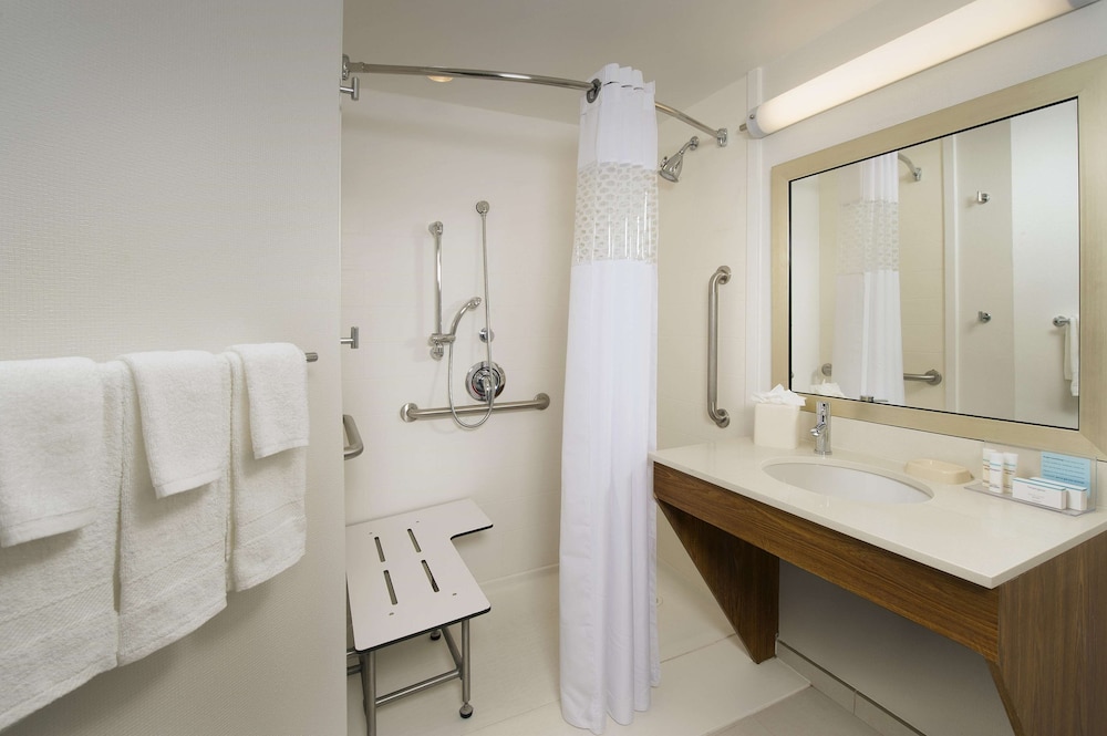 Hampton Inn And Suites San Antonio Northwest Medical Center 17/43