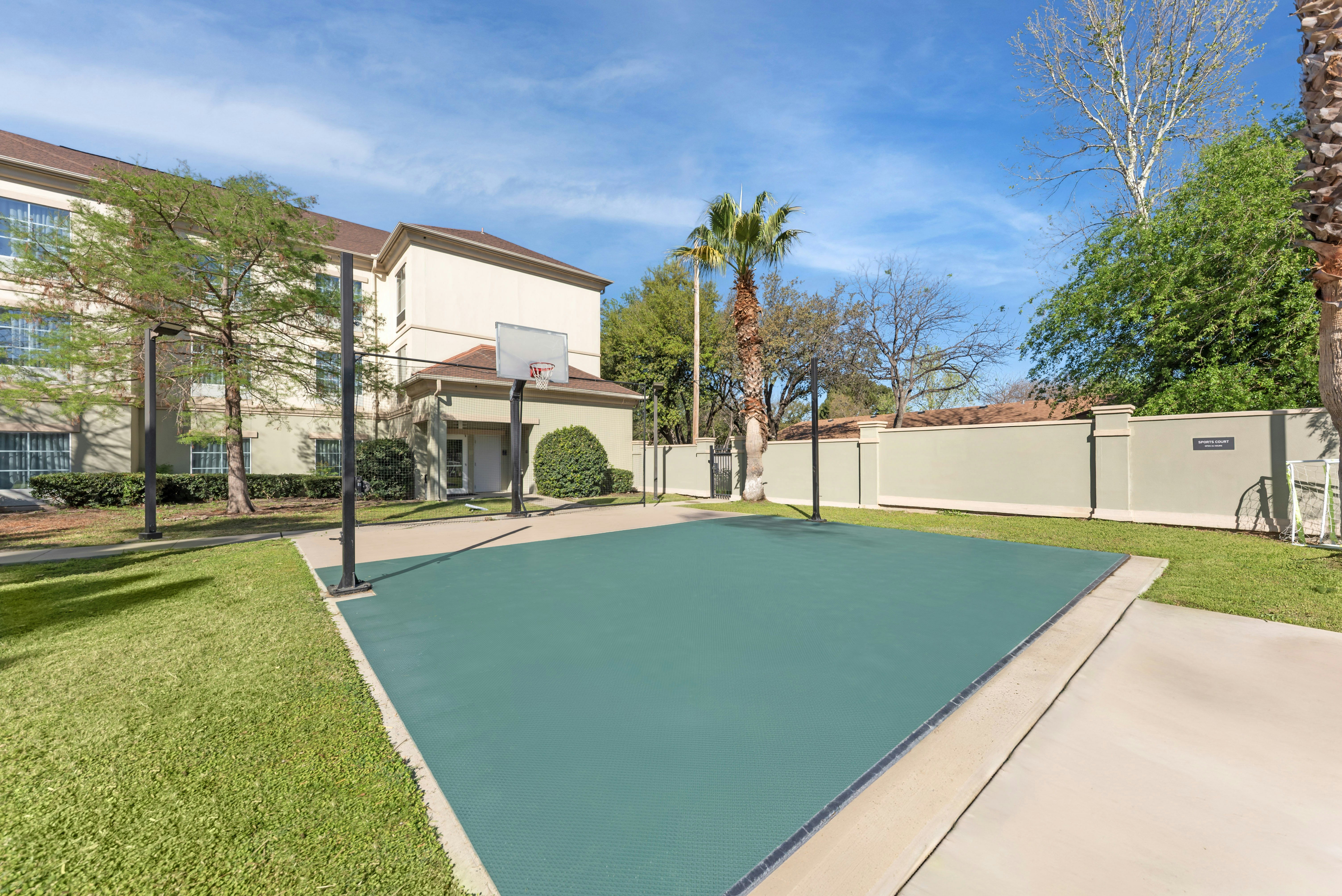 Homewood Suites by Hilton Laredo at Mall del Norte 41/75