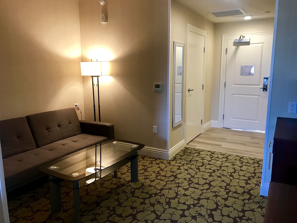 Holiday Inn El Monte - Los Angeles 40/70
