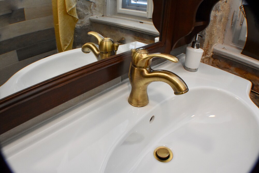 PIETRA ROSSA Luxury Rooms 62/66