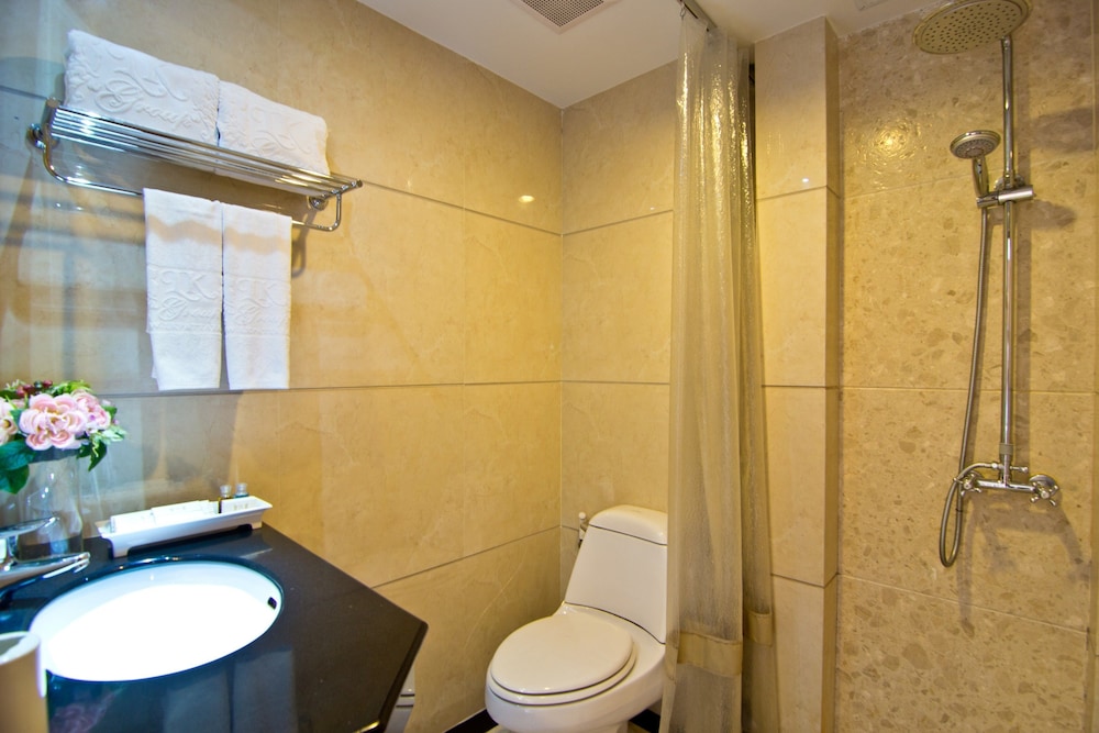 Lk Royal Suite 65/68