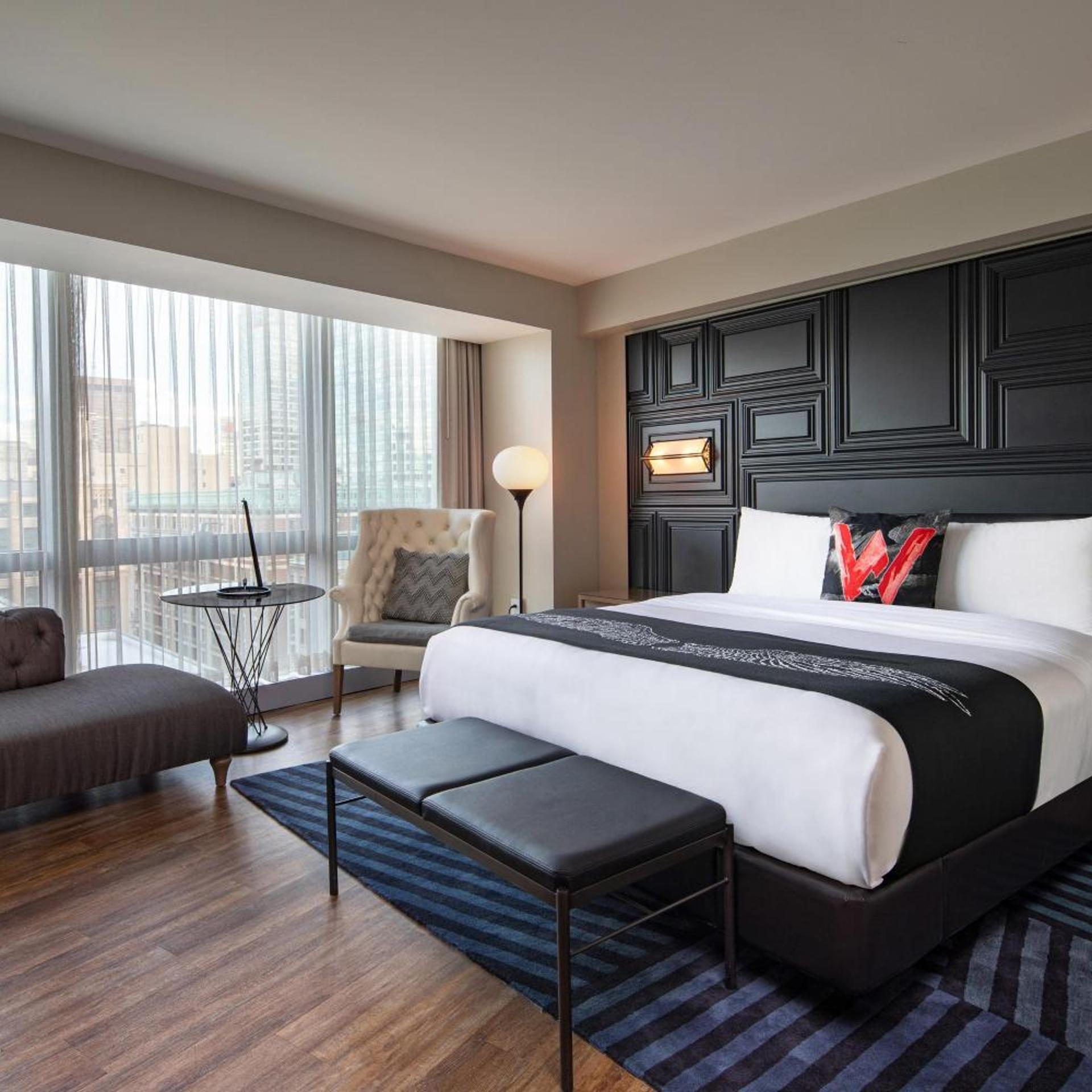 Mega, Guest Room, King Bed