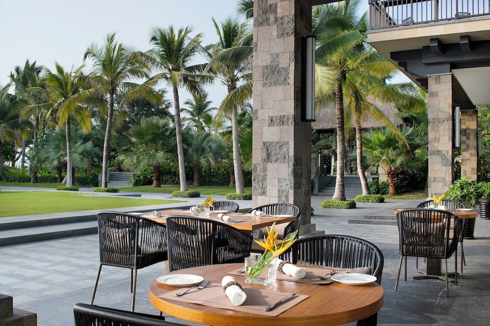 Raffles Hainan 56/71