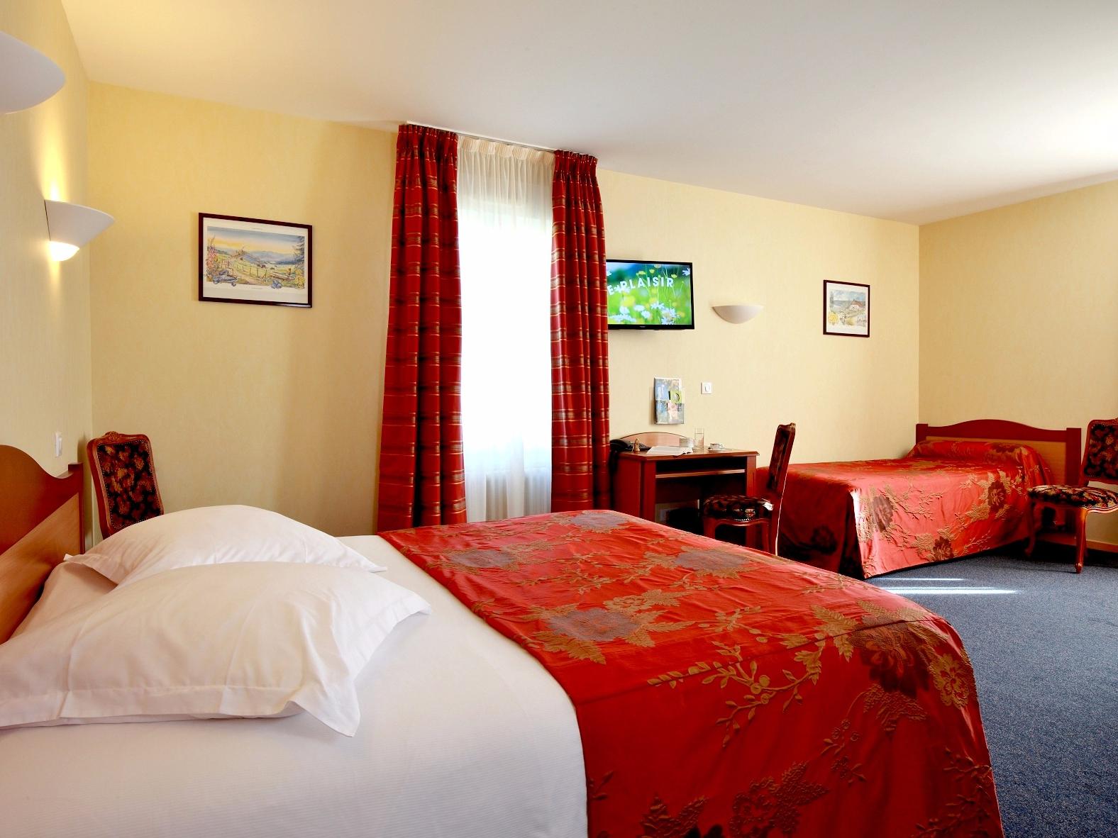 Logis Hotel des Lacs 1/15