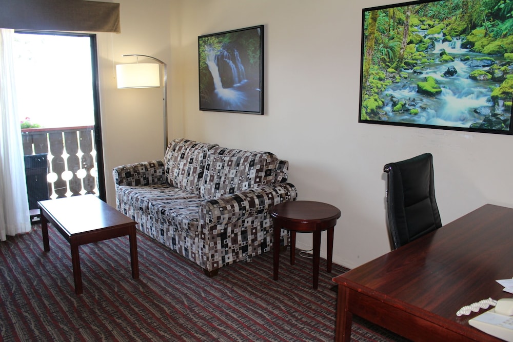 Ramada by Wyndham Campbell River 29/50