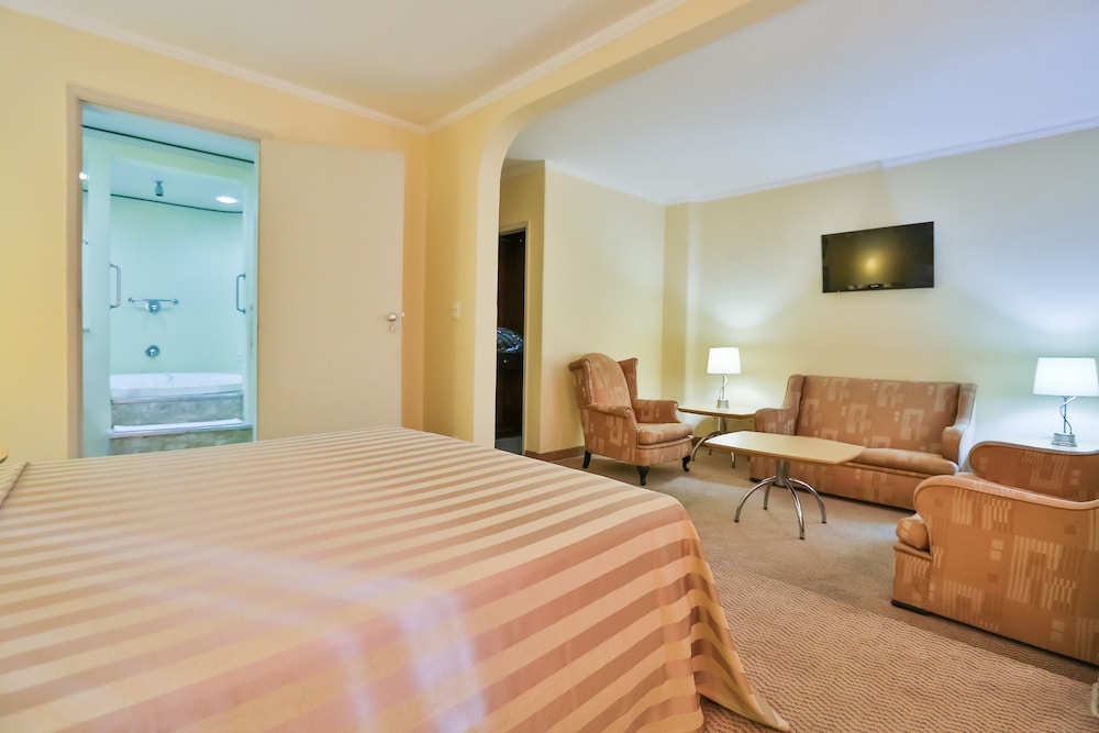 SAN MICHEL HOTEL 28/61