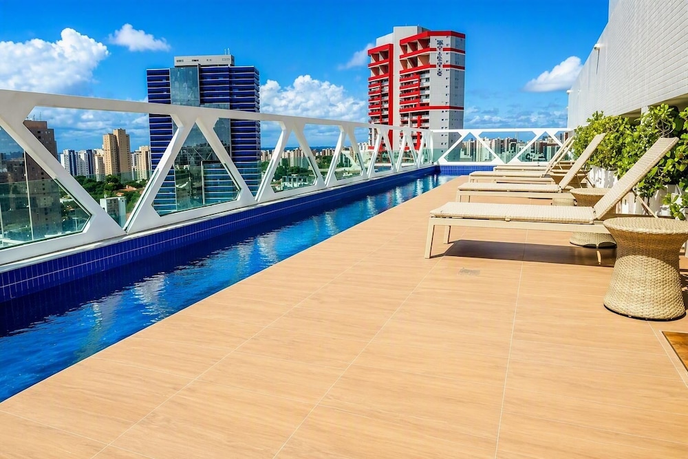 Salvador Business Flat 45/48