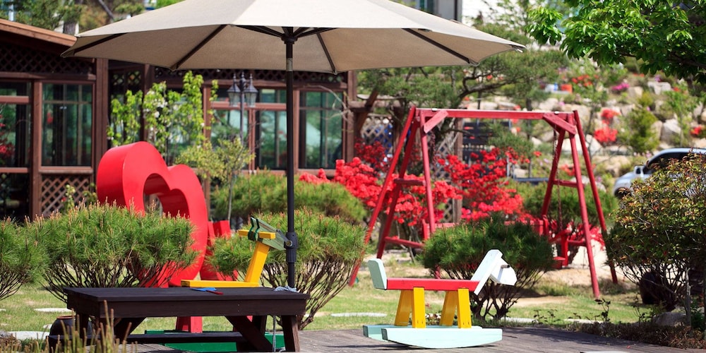 Gyeongju Orsay Pension 33/46