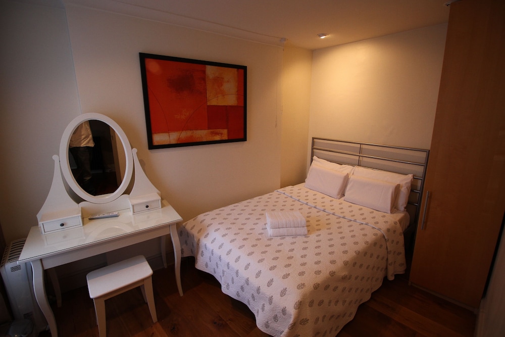 The Fielding Hotel 38/74