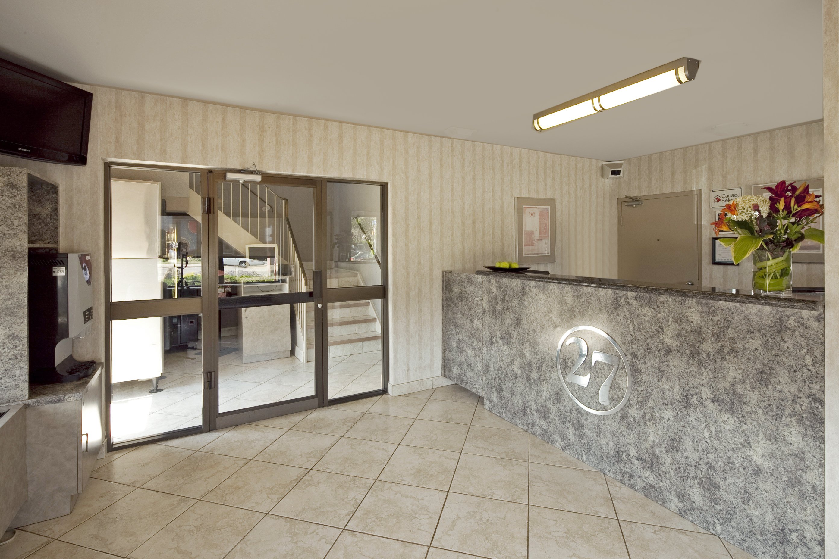 Canadas Best Value Inn Toronto 7/25