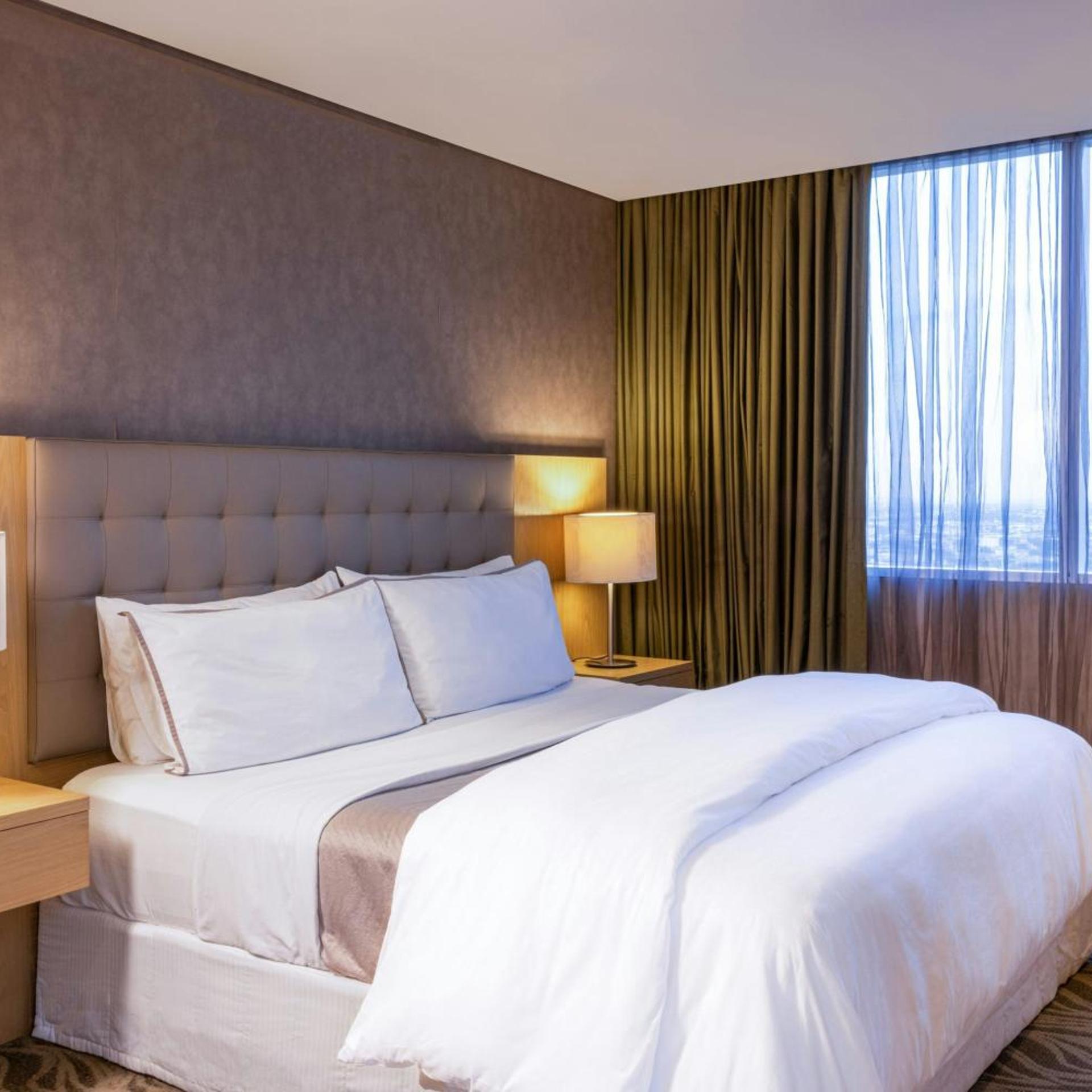 1 Bedroom, Master, Junior Suite, King Bed, City View
