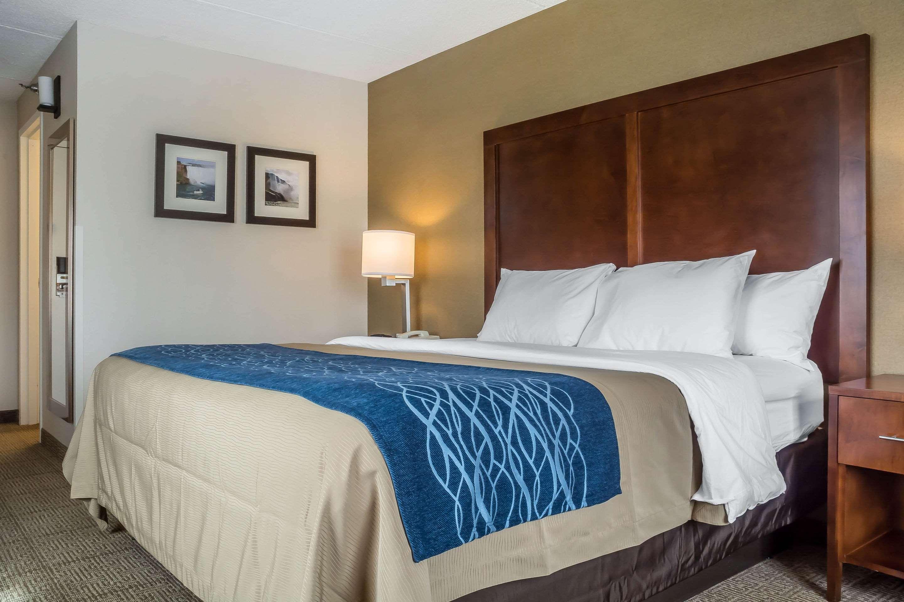 UPGRADE, KING BED