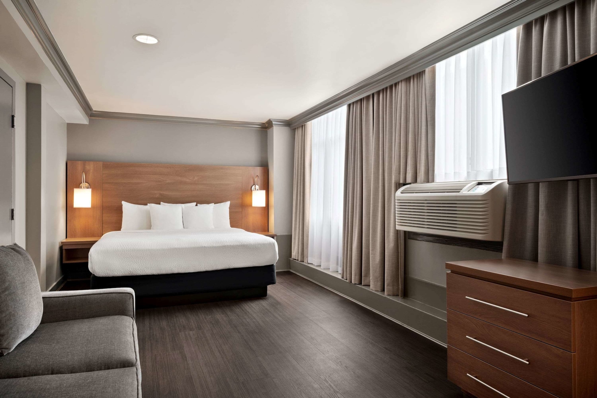 STANDARD, KING BED
