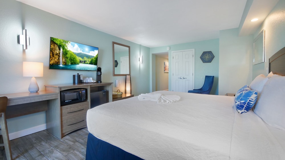 Oceanfront 1 King