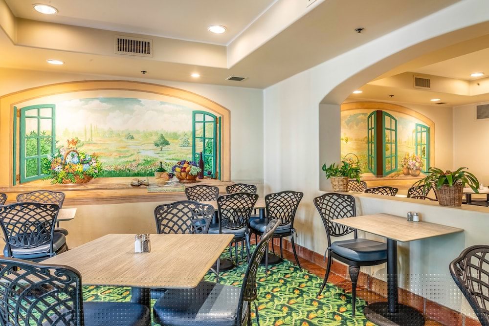 Quality Suites Downtown San Luis Obispo CA 50/58