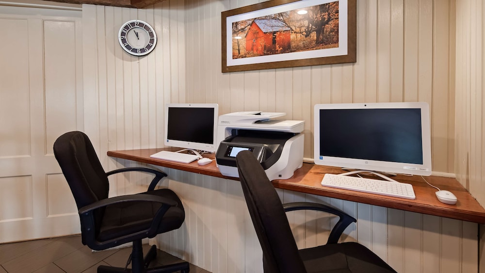 Best Western Inn & Suites Rutland-Killington 45/48