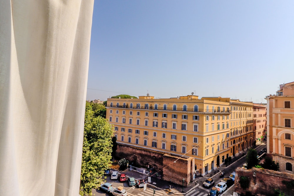 Imperial Suite Rome Guest House 2/50