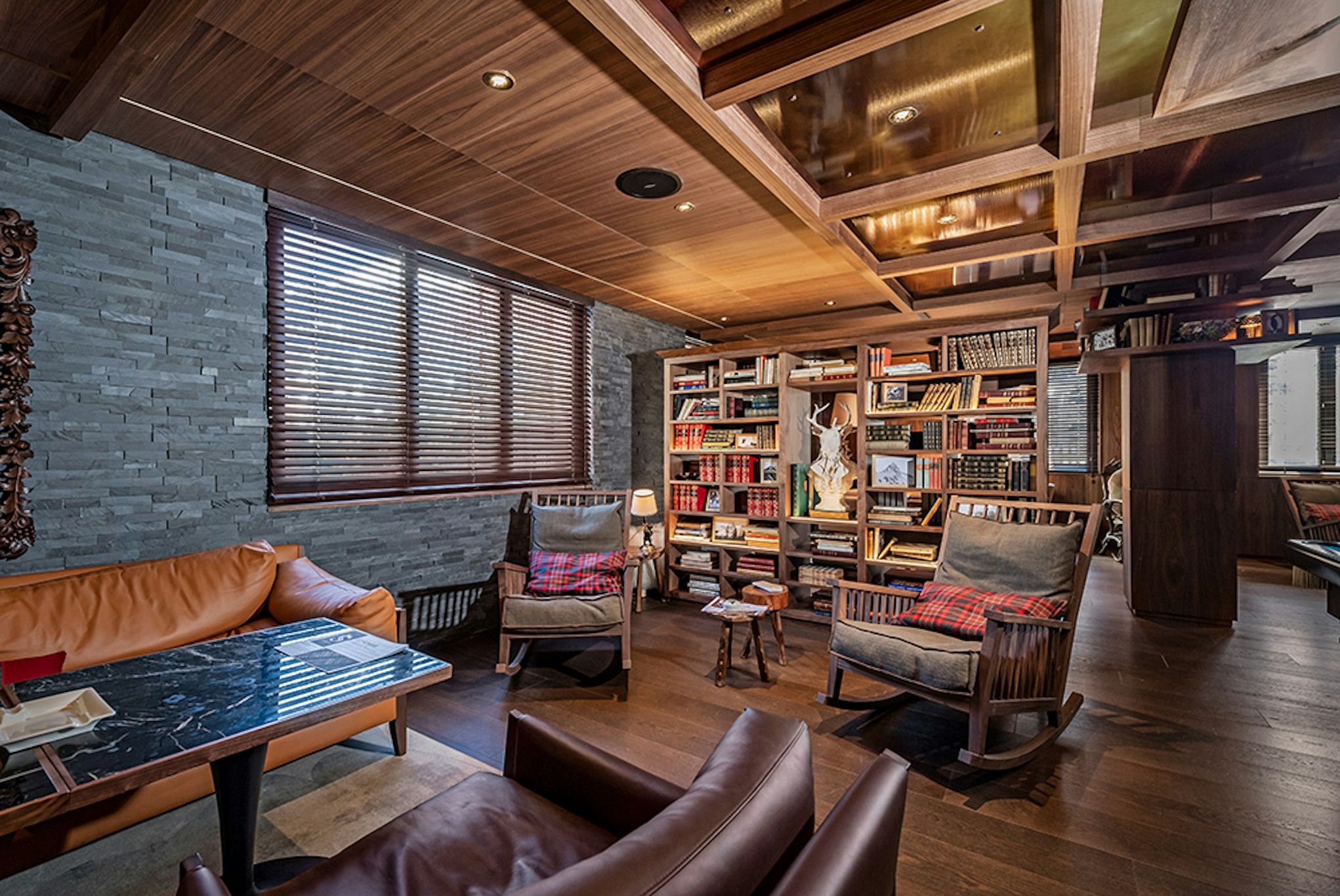 Schweizerhof Zermatt Hotel 53/81