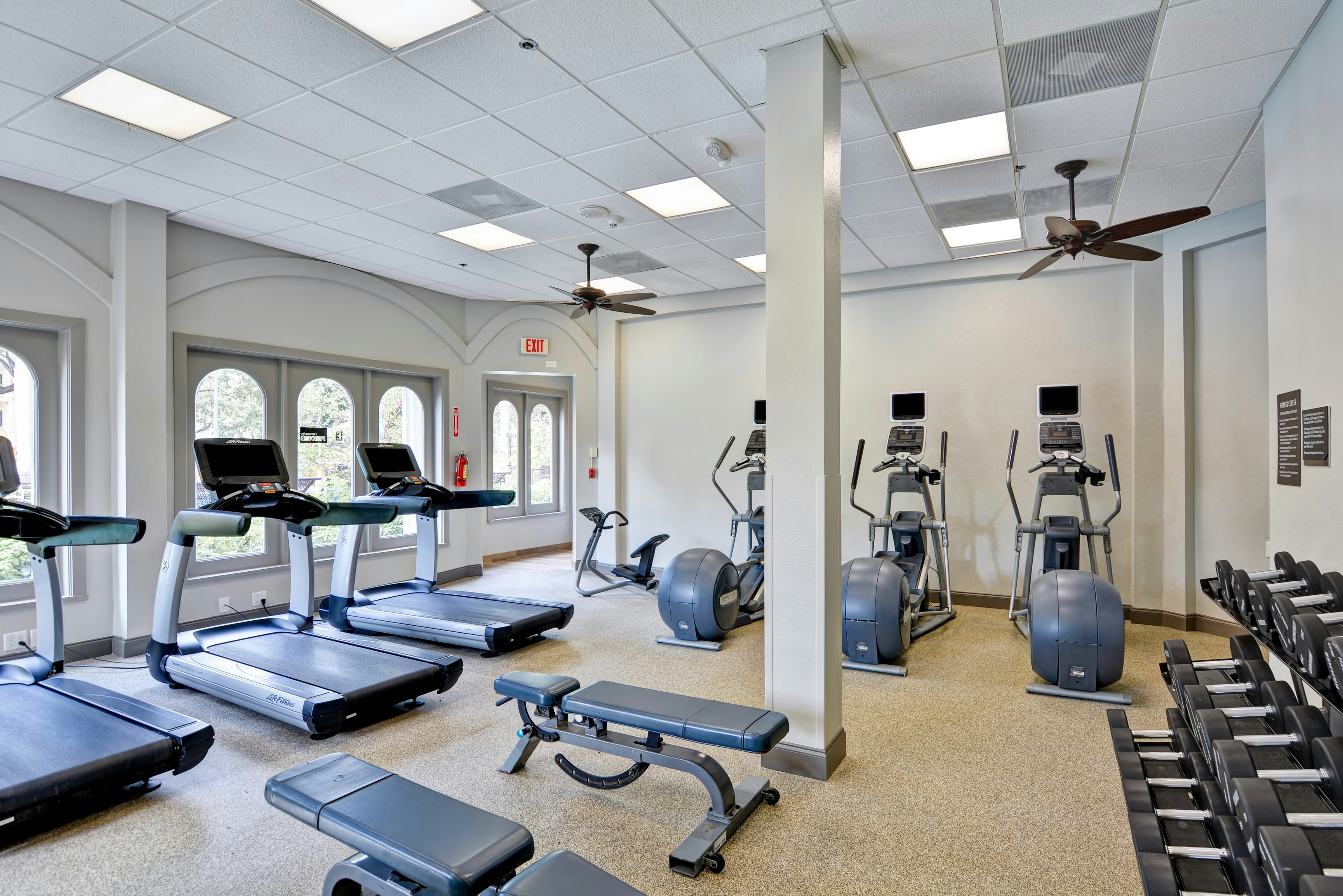 Embassy Suites by Hilton Miami International Airport 30/80