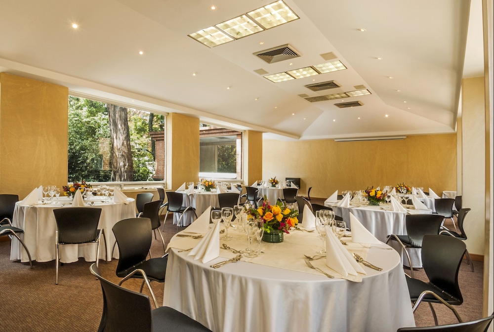 Hotel Porton Bogota 72/81