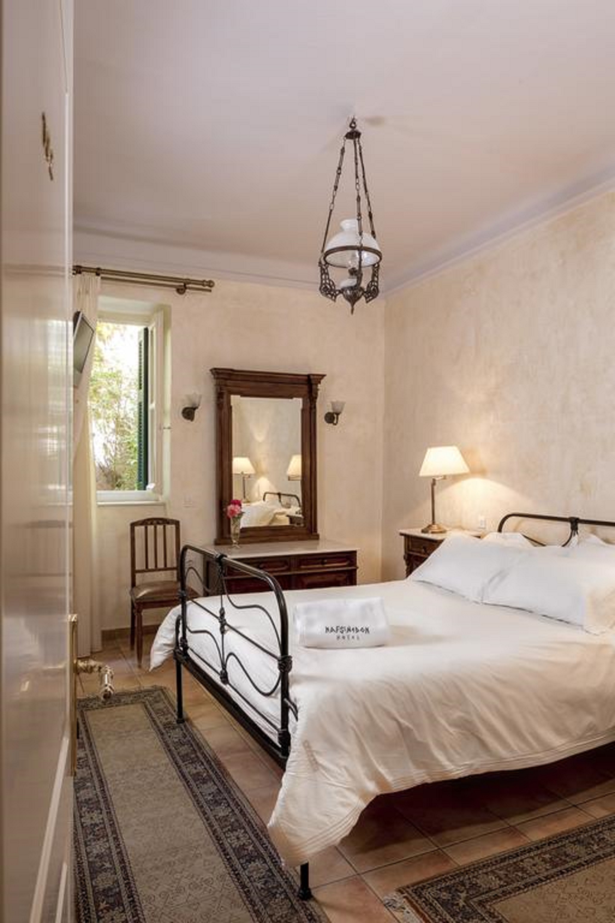 Standard, Double Bed