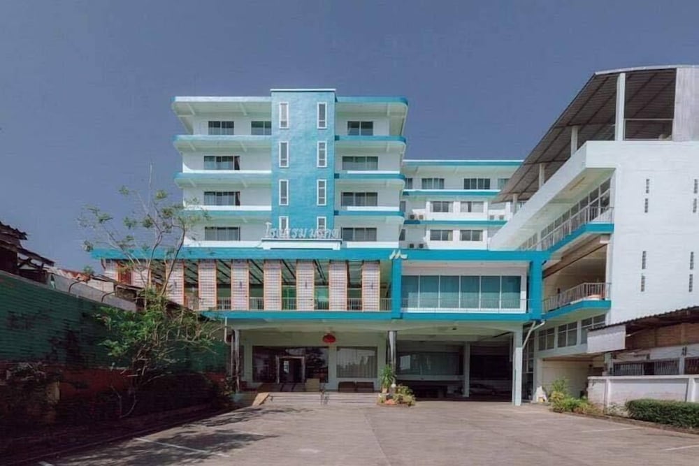 Morakot Hotel Chumphon 2/66