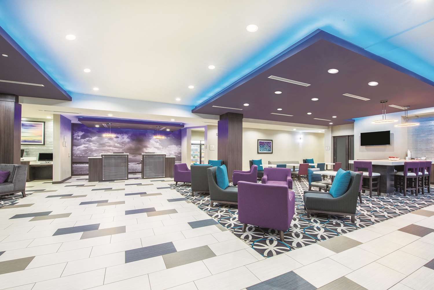 La Quinta Inn & Suites by Wyndham Enid 35/42