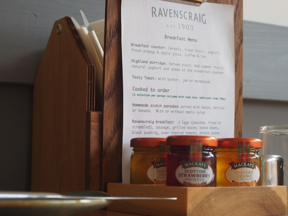 Ravenscraig Guest House B&B 19/50