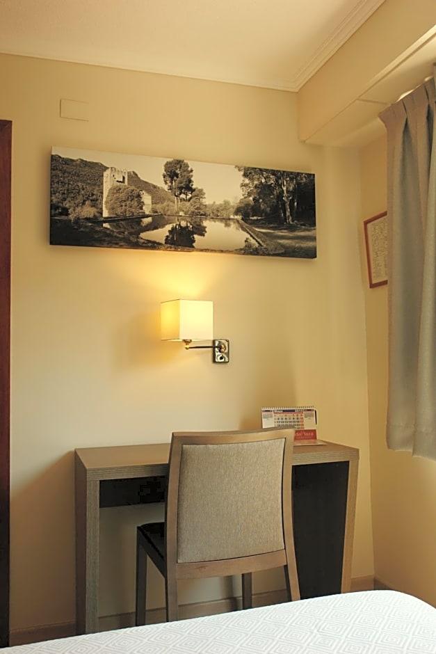 Hotel Avenida Plaza 26/41