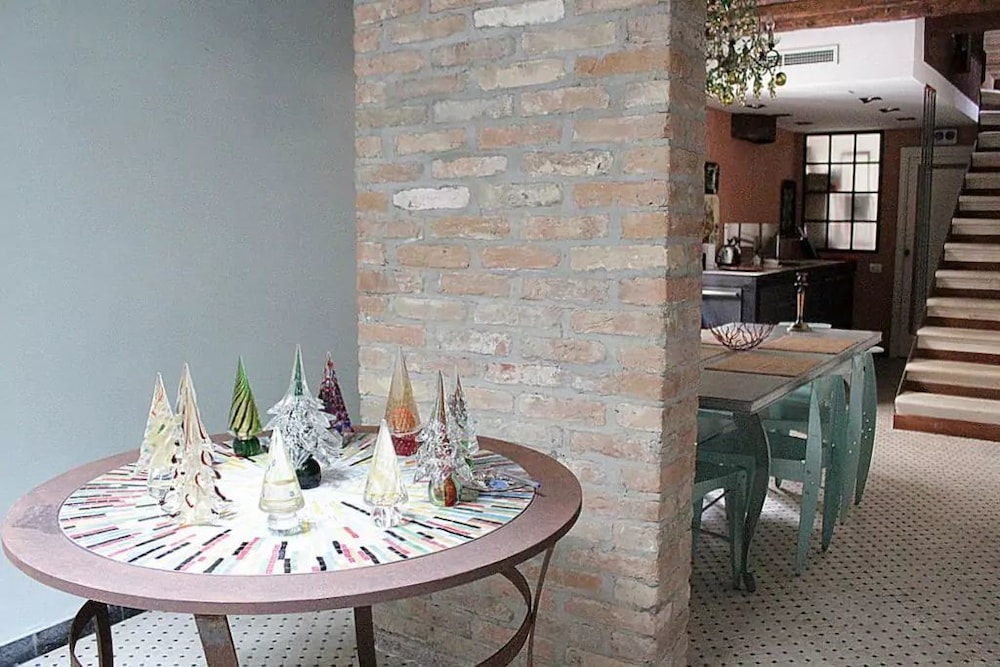 Venetian House With Terrace 14/21