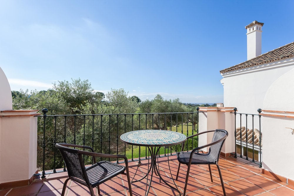 HOTEL ARCOS GARDENS GOLF CLUB & COUNTRY ESTATE 39/50