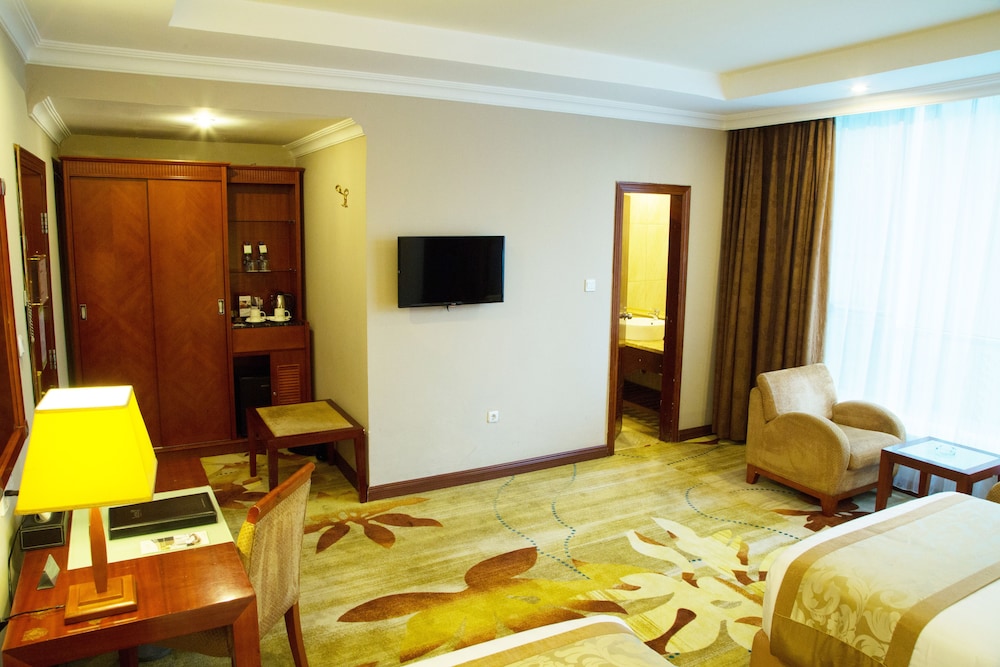 Jupiter International Hotel Cazanchise 47/66