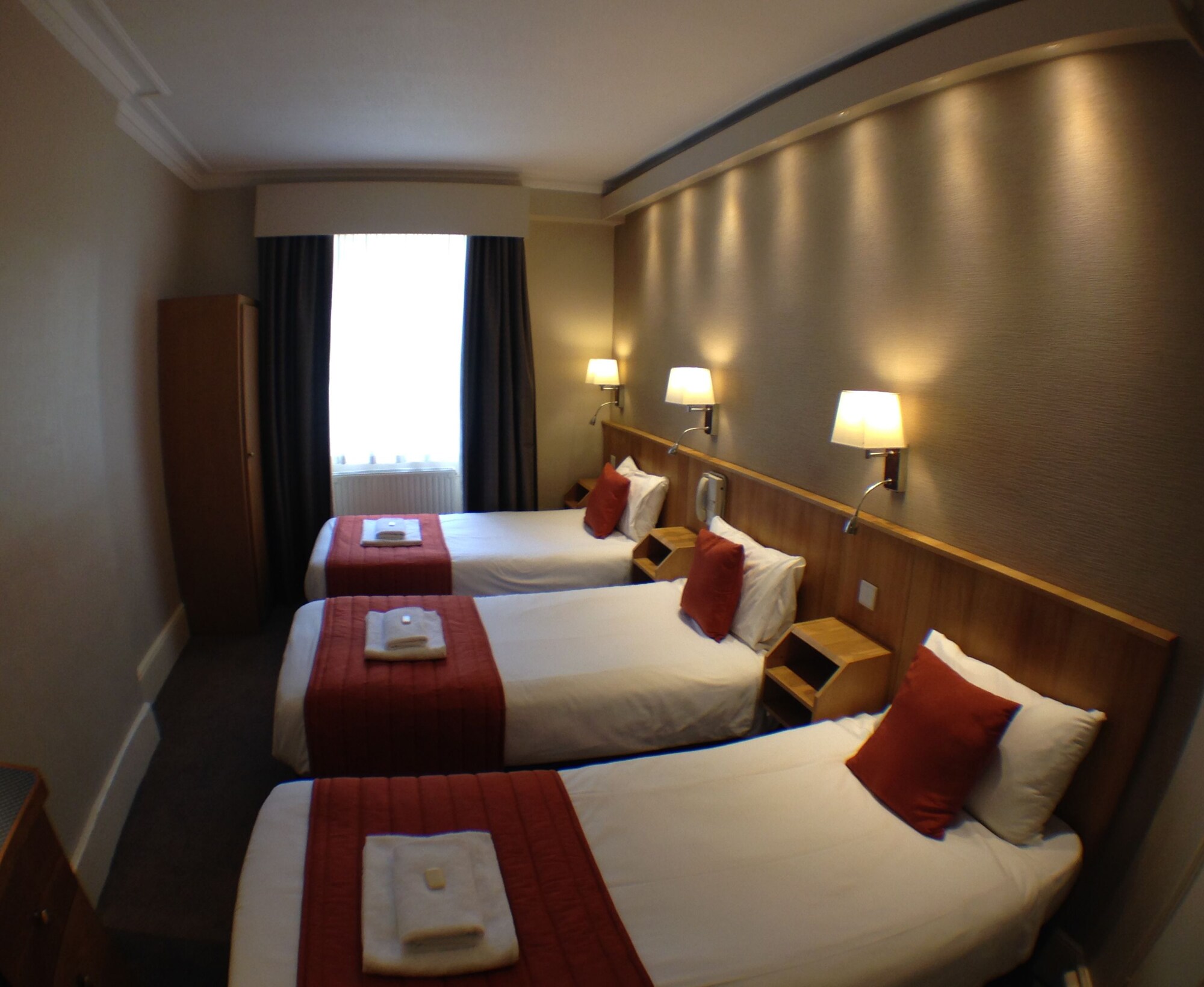 Basic, Triple, 3 Beds
