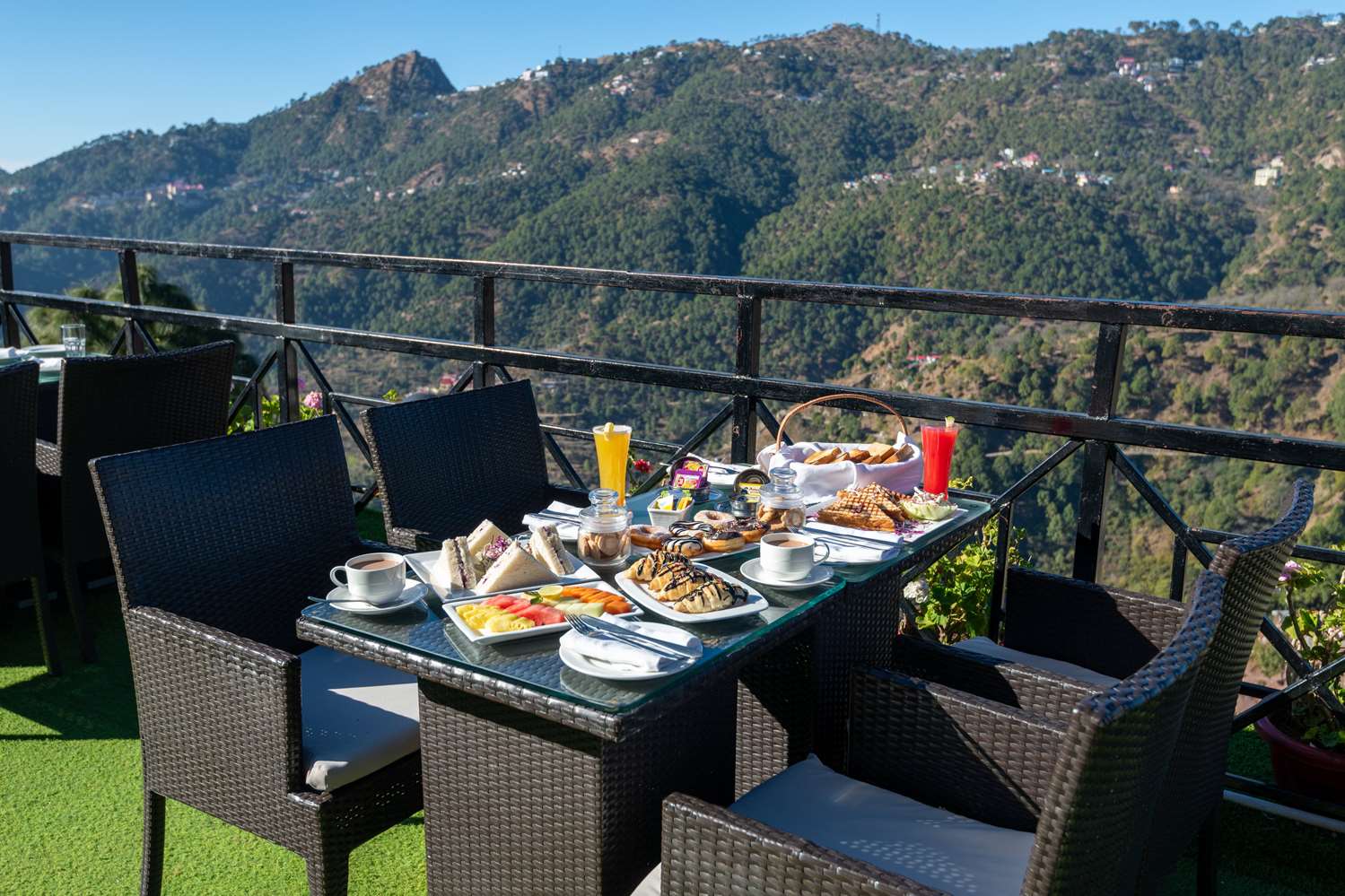 Ramada by Wyndham Kasauli 26/45