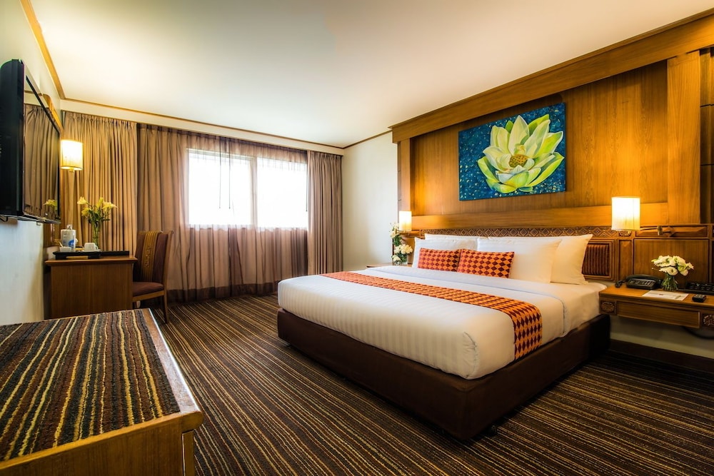 Sima Thani Hotel 13/50
