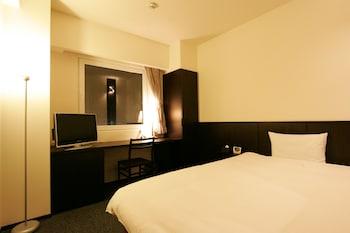 Semi Room, Single Bed, Semi Double Bed, Smoking