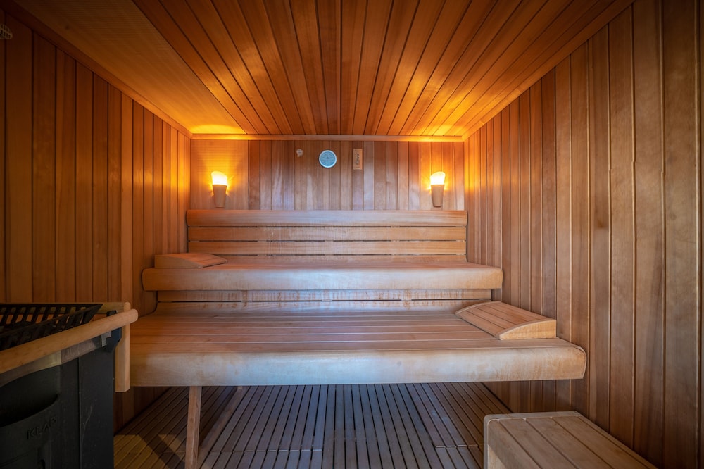Woodhouse Mountain Lodge 9/50
