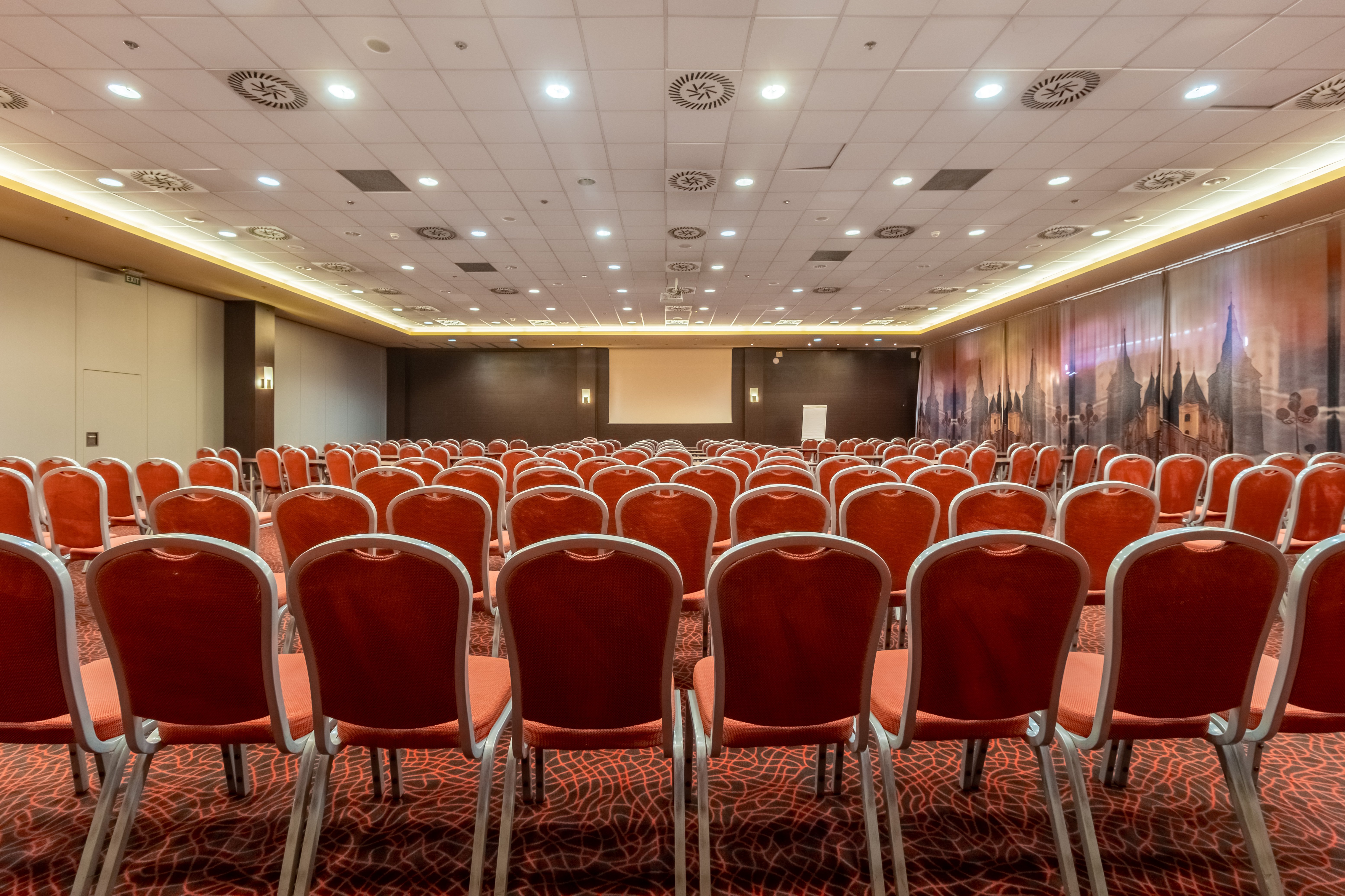 HOLIDAY INN ZILINA 70/78