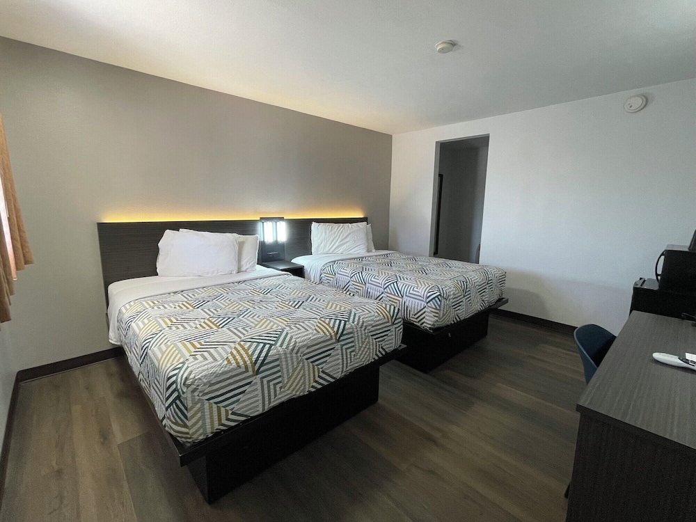 Motel6 Artesia, NM 7/25