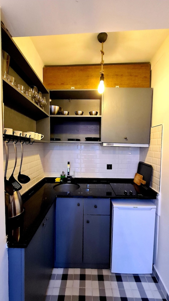 Cube Suites 5/100