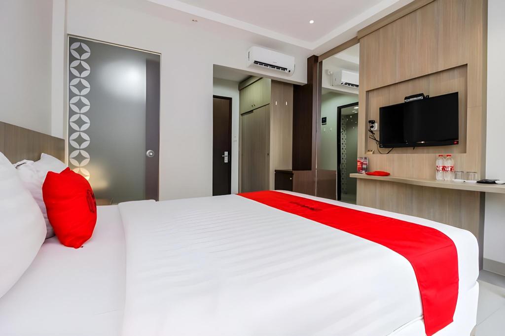 Reddoorz Plus @ Tb Simatupang 19/49