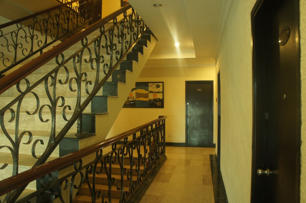SKY VIEW HOTEL 17/44