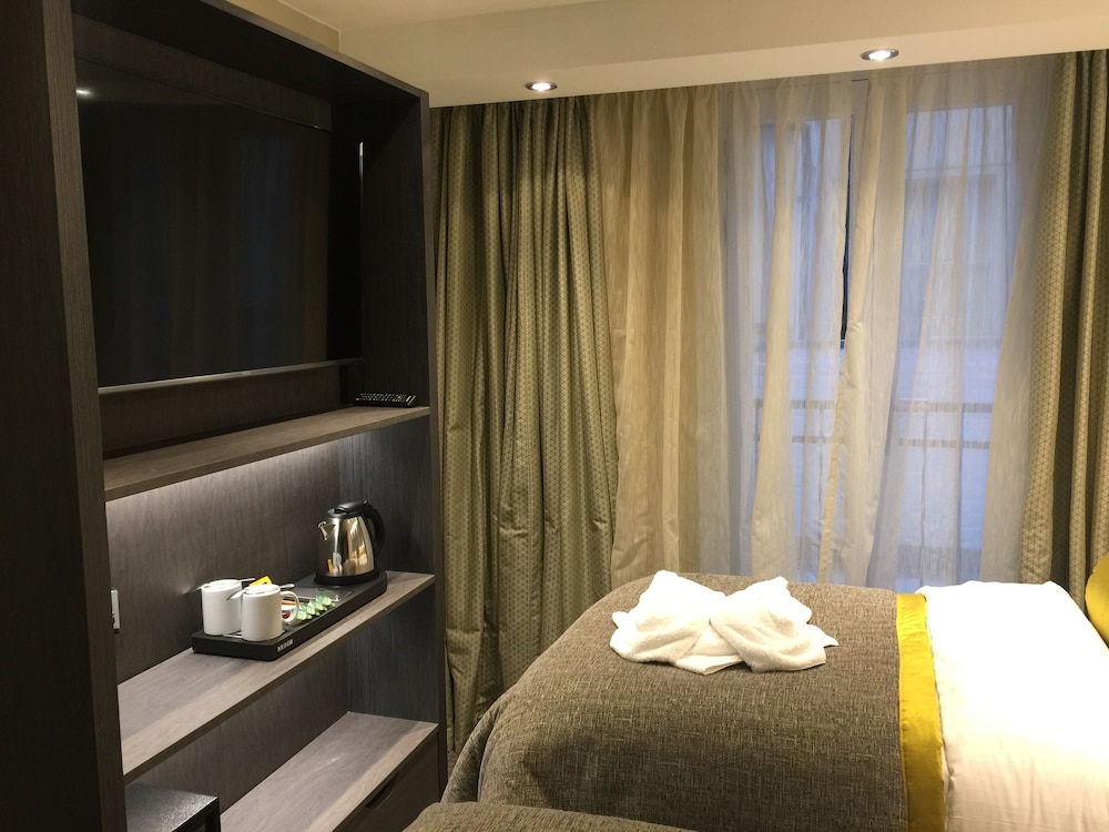 Mornington Hotel London Victoria 32/51