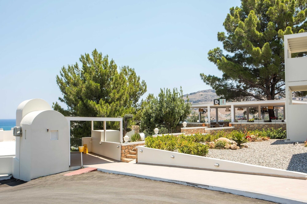 Lindos White Hotel & Suites 39/47