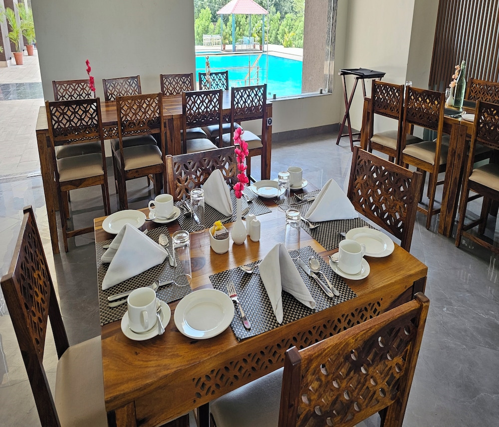 Bamboo Saa Mulberry Resort 41/55