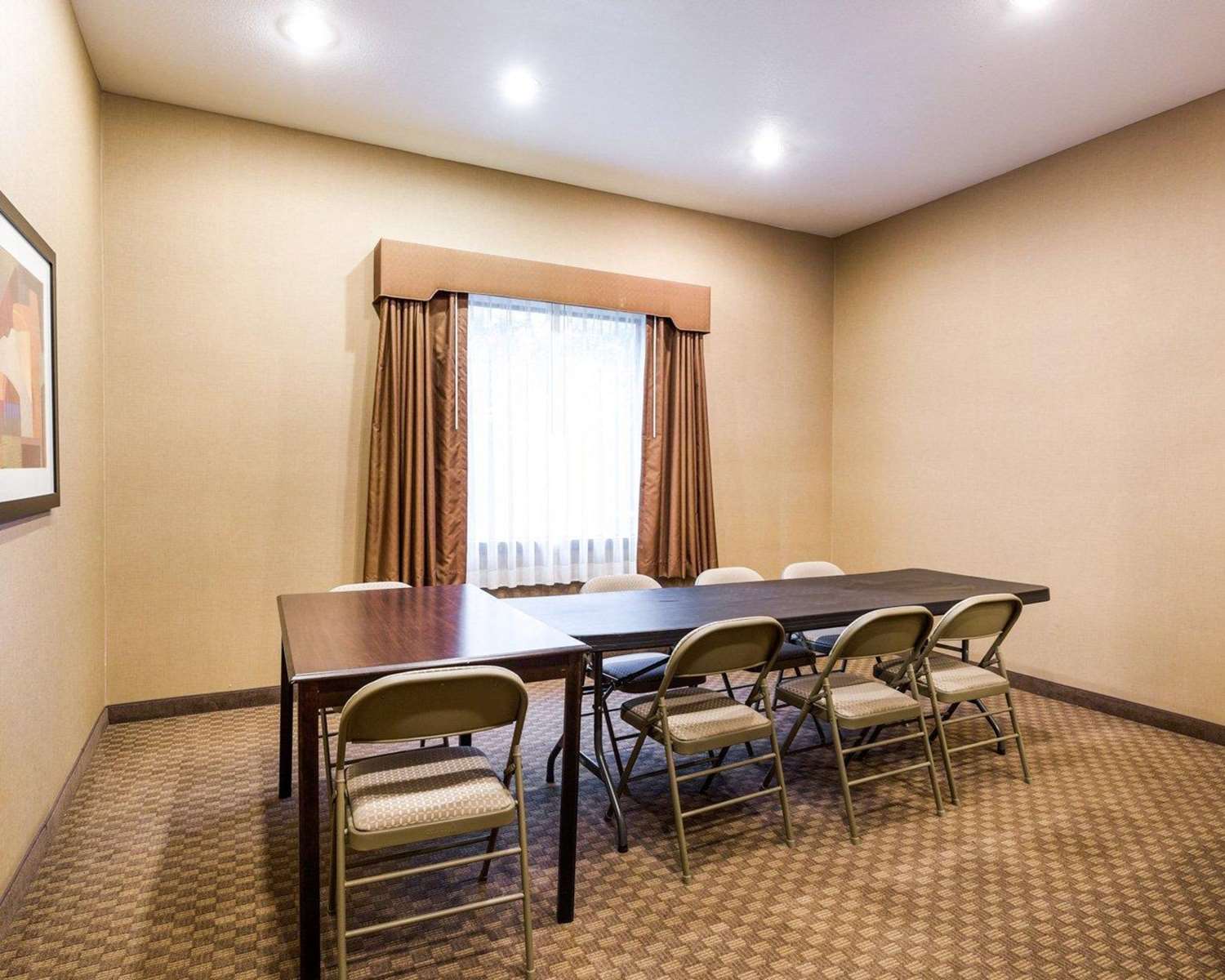 Comfort Inn & Suites Winnie 17/24